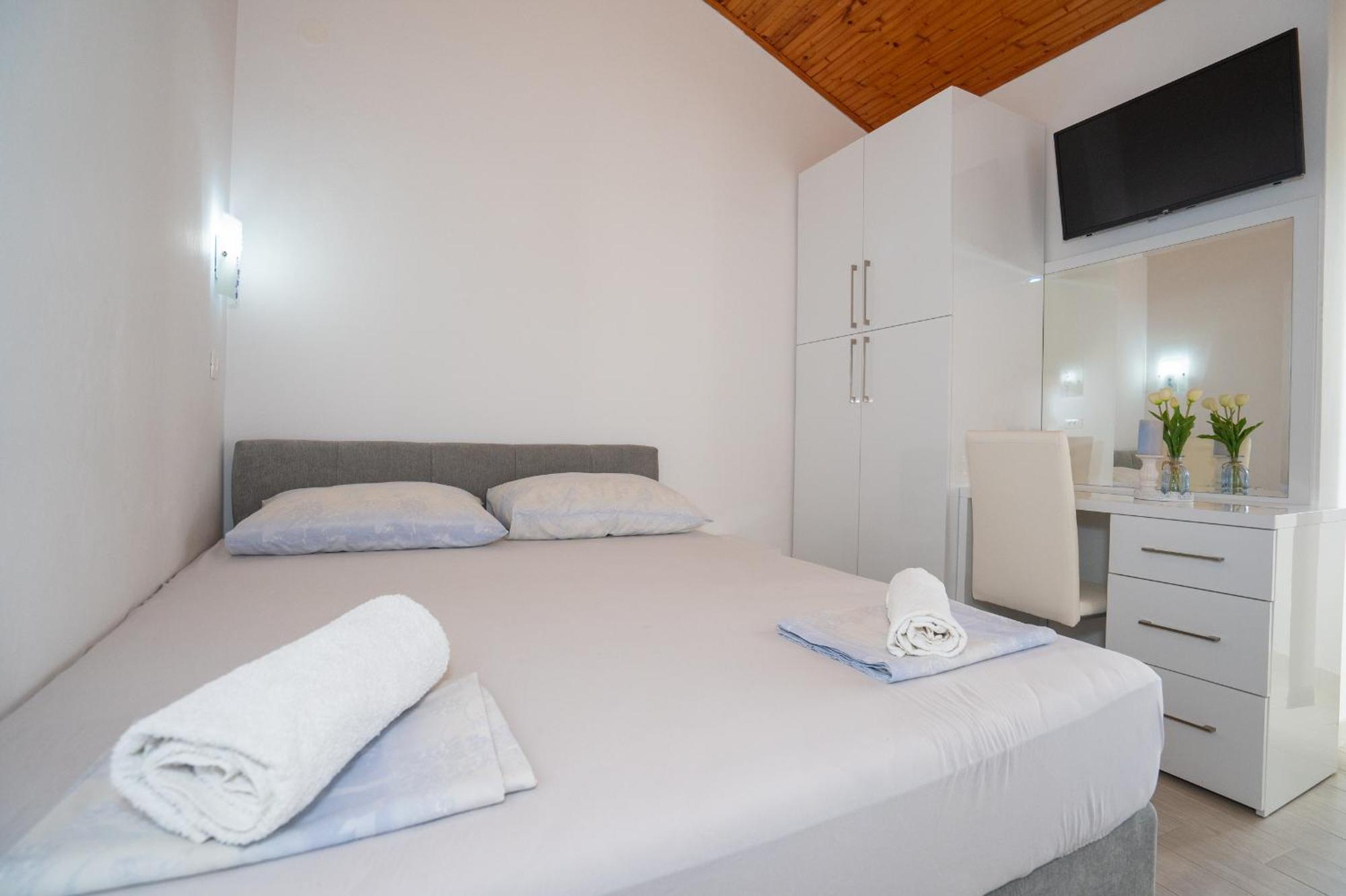 Garden Resort - Apartments Maslina Potocnica Quarto foto