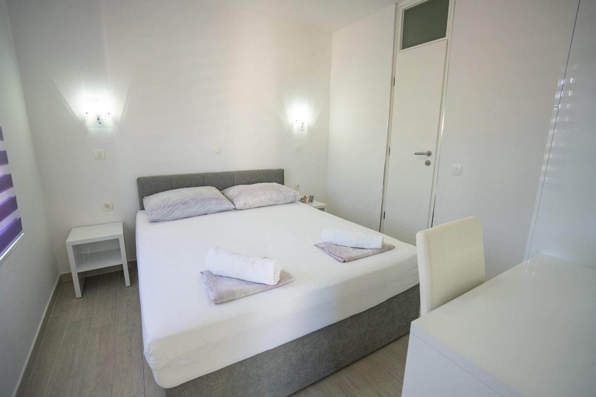 Garden Resort - Apartments Maslina Potocnica Quarto foto
